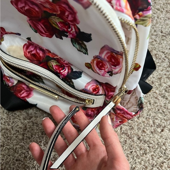 Juicy Couture Floral Mini Backpack White Pink Roses Gold Hardware - Picture 4 of 12